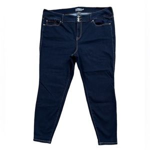 Torrid Women's Blue Dark Wash Super Soft Jegging Jeans Sz. 24R‎